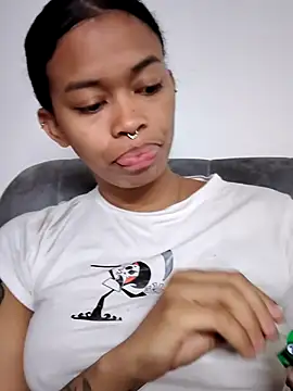 shenna brunette online show from February 2026 03:44:02 PM