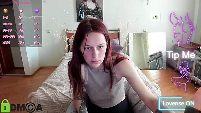 Snapshot of Lily_Viola chatting on May 2026 09:37:01 AM Lily Viola online show from May 2026 09:37:01 AM