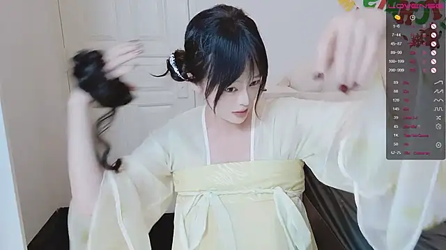 sunny-ly online show from February 2026 04:27:02 PM