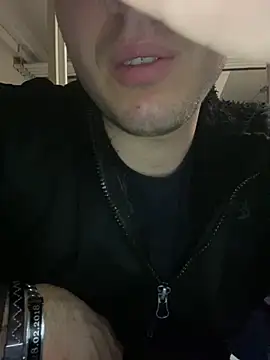 allee2206 online show from March 2026 10:06:01 PM