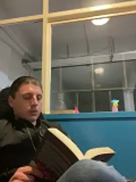 allee2206 online show from April 2026 09:20:02 PM