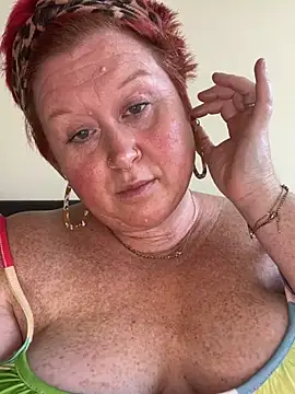 BustyRedxx online show from June 2026 08:30:02 AM