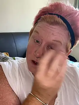 BustyRedxx online show from July 2026 09:02:01 AM