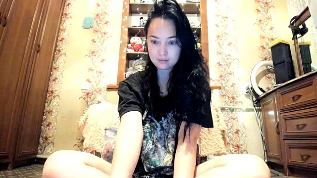   Fistashka   online show from February 2026 12:14:02 AM