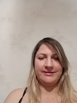 Stephania77727 online show from January 2026 05:37:01 PM