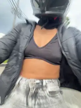 TaylorrHill online show from June 2026 09:01:02 PM
