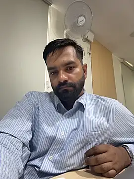 Snapshot of Rahil_94 chatting on June 2026 04:20:01 AM Rahil 94 online show from June 2026 04:20:01 AM