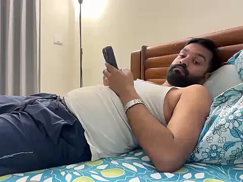 Snapshot of Rahil_94 chatting on June 2026 04:16:02 PM Rahil 94 online show from June 2026 04:16:02 PM