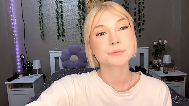 LlsabethHaze online show from February 2026 02:33:01 PM