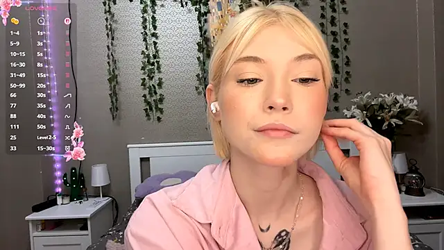 LlsabethHaze online show from February 2026 02:13:02 PM