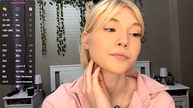 LlsabethHaze online show from March 2026 02:13:02 PM