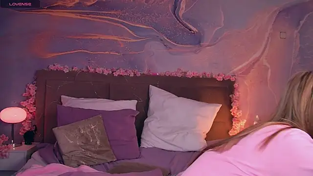 ScarletMarney online show from March 2026 03:03:02 PM