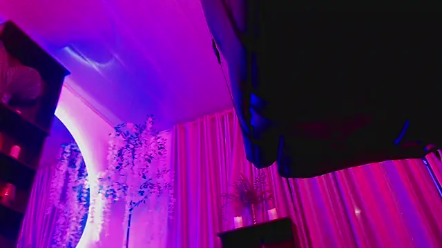 Sweet lenna online show from March 2026 02:04:02 AM