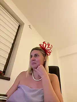 Snapshot of Amelia9798 chatting on January 2026 07:15:01 PM Amelia9798 online show from January 2026 07:15:01 PM