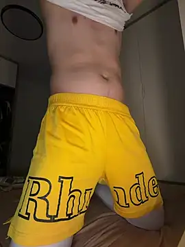 Snapshot of Ricko-boy1 chatting on January 2026 03:17:01 PM Ricko-boy1 online show from January 2026 03:17:01 PM