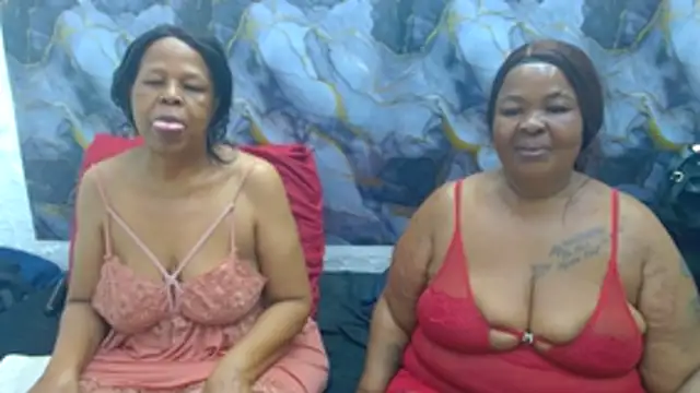 Snapshot of SEXY_MATURExx chatting on May 2026 05:05:01 AM SEXY MATURExx online show from May 2026 05:05:01 AM