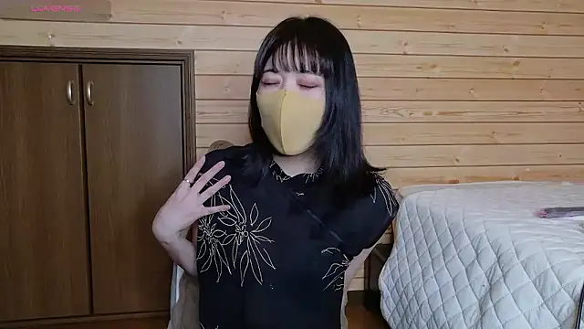 minami room online show from June 2026 12:31:02 PM