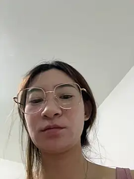 Snapshot of Xiaojuzi- chatting on July 2026 02:21:01 PM Xiaojuzi- online show from July 2026 02:21:01 PM