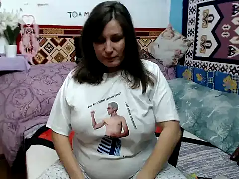 Adelinemilf online show from January 2026 08:30:01 AM