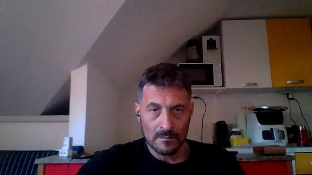 Snapshot of colosone chatting on May 2026 04:15:02 PM colosone online show from May 2026 04:15:02 PM