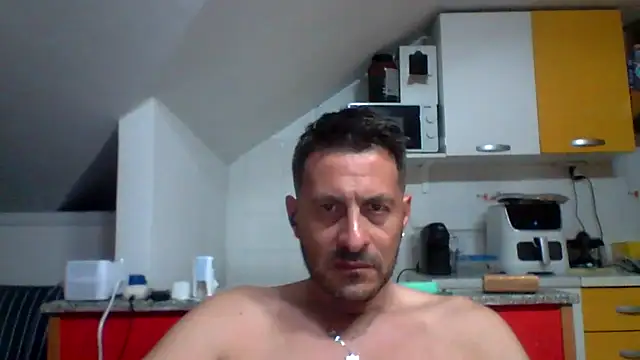 Snapshot of colosone chatting on May 2026 07:22:01 PM colosone online show from May 2026 07:22:01 PM