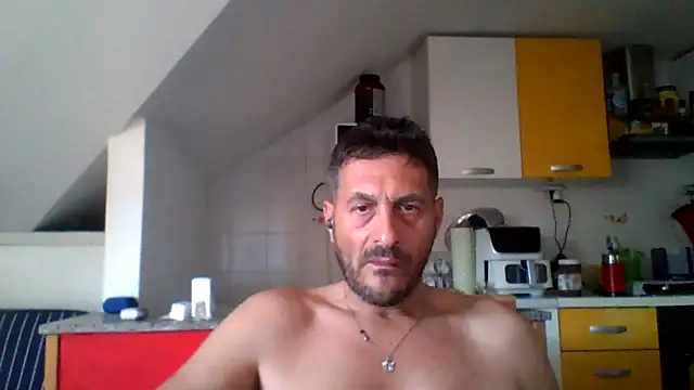 Snapshot of colosone chatting on June 2026 07:43:01 AM colosone online show from June 2026 07:43:01 AM