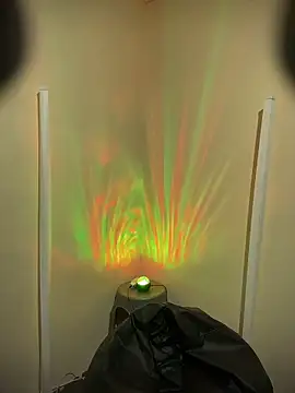 wolfbucker online show from April 2026 06:27:01 AM