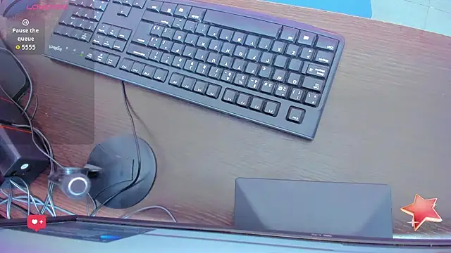 emilywilliis online show from February 2026 12:34:02 PM