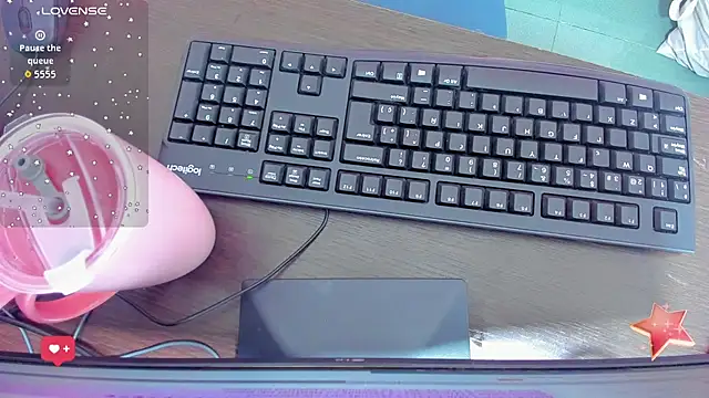 emilywilliis online show from February 2026 11:53:01 AM