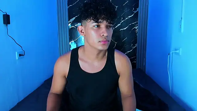 jamescurly00 online show from February 2026 09:03:02 AM