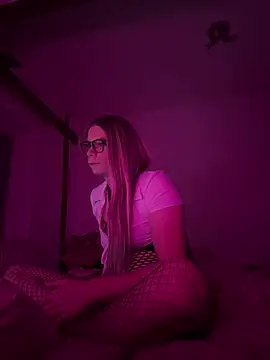 Snapshot of Sissy_celina1 chatting on March 2026 07:32:01 PM Sissy celina1 online show from March 2026 07:32:01 PM