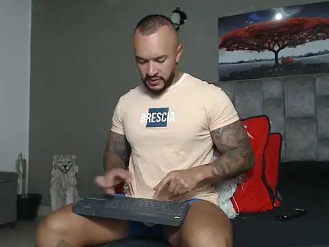 LeonGolds online show from February 2026 10:32:01 AM