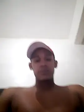 Magrinhodelicia011 online show from May 2026 02:35:01 PM