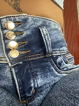 Michelle ec online show from March 2026 05:52:01 PM