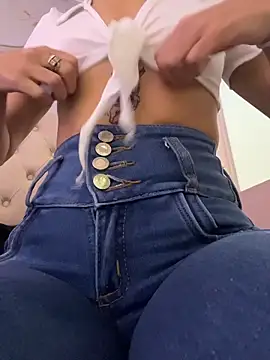 Michelle ec online show from April 2026 06:49:01 PM