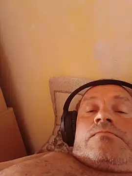 Snapshot of kanos71 chatting on July 2026 03:54:01 AM kanos71 online show from July 2026 03:54:01 AM