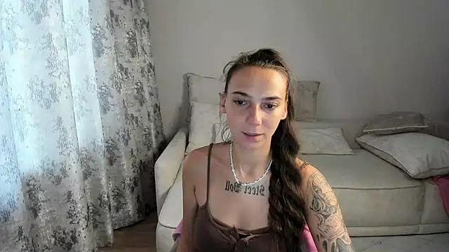 AnnaMized online show from April 2026 12:16:02 AM
