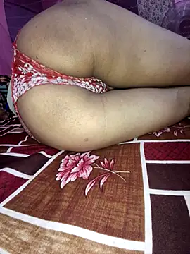 Snapshot of savitaxbhabhi chatting on June 2026 05:44:01 PM savitaxbhabhi online show from June 2026 05:44:01 PM