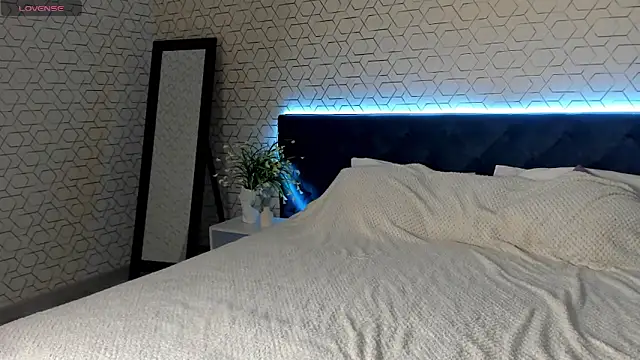 desiree doll online show from February 2026 01:10:02 AM