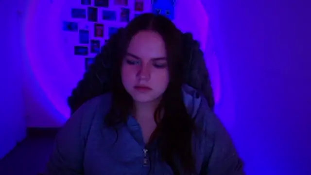 Kitty Mia Kitty online show from February 2026 12:28:01 PM