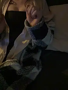 ambertje255 online show from January 2026 07:28:02 PM