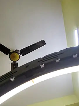 trinasa online show from March 2026 09:18:02 PM