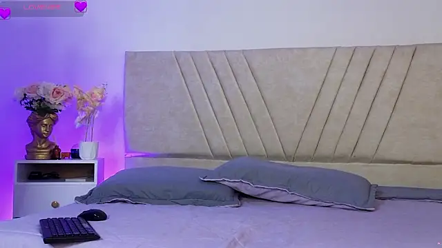 DulceRouss  online show from February 2026 11:59:01 AM