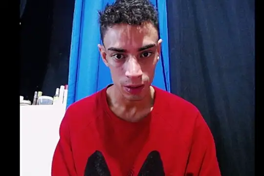 Snapshot of thomson_maxxi chatting on February 2026 03:36:01 AM thomson maxxi online show from February 2026 03:36:01 AM