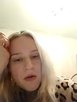 Snapshot of Mila_weed chatting on February 2026 06:28:02 PM Mila weed online show from February 2026 06:28:02 PM