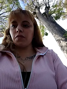 ISABELLA-01  online show from April 2026 09:12:01 PM