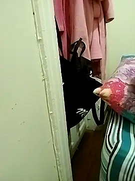 BARBIEfashionNova online show from March 2026 10:37:02 PM