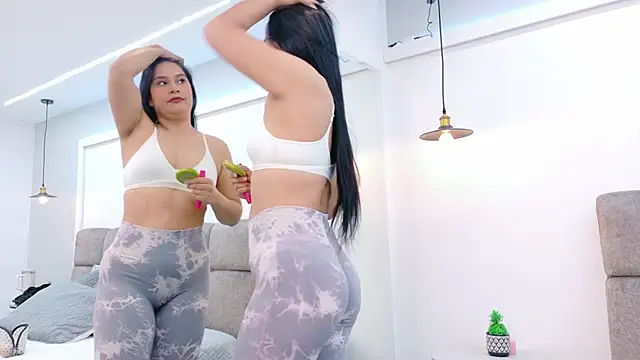 AlmaRose  online show from March 2026 12:23:02 PM