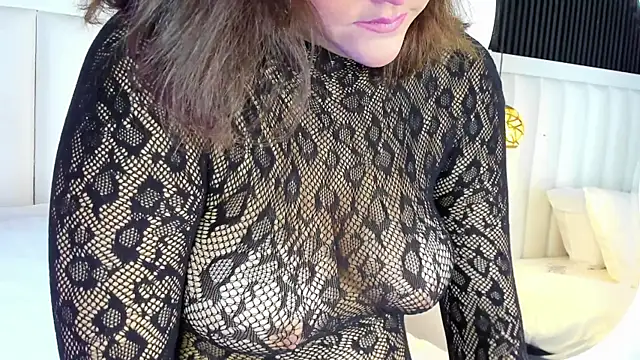 PandoraMiller online show from April 2026 05:02:01 PM