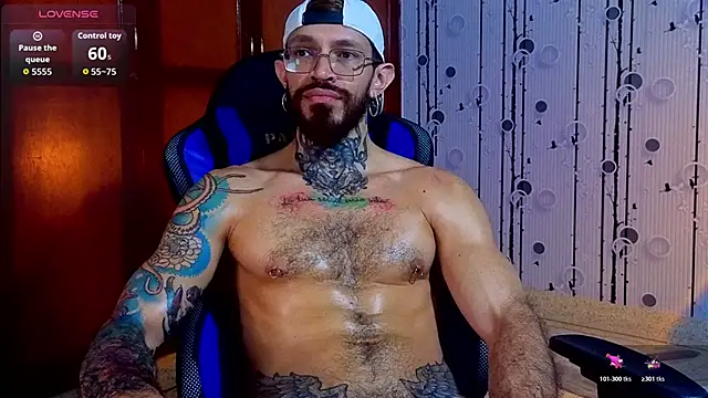 Snapshot of Simon_Rz chatting on April 2026 12:20:02 PM Simon Rz online show from April 2026 12:20:02 PM